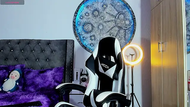 Katherine Rose online show from February 15, 10:06 pm