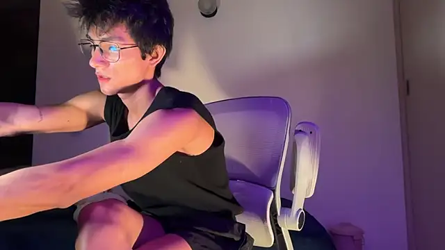 Snapshot of Angel_bunny2 chatting on September 15, 2:11 am Angel bunny2 online show from September 15, 2:11 am