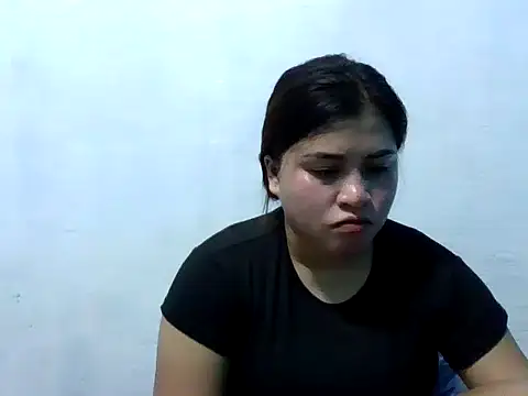 Snapshot of misskittyxoxo chatting on October 30, 2:35 am misskittyxoxo online show from October 30, 2:35 am