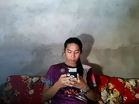 Snapshot of Asian_PrettyAle chatting on June 5, 12:17 am Asian PrettyAle online show from June 5, 12:17 am