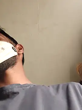 RAYI Queen 4 online show from December 14, 4:07 am