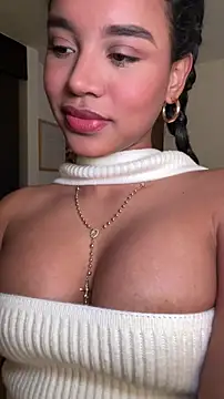 Snapshot of Tokio_Tokio chatting on February 24, 9:13 pm Tokio Tokio online show from February 24, 9:13 pm