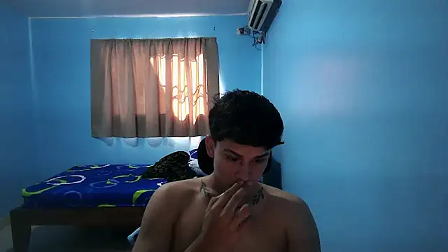 Jaket lovers online show from September 15, 1:33 pm