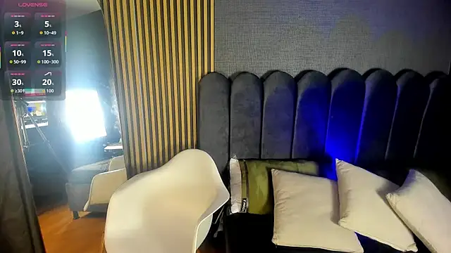 Gina 77 online show from November 4, 12:04 pm