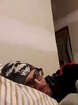 Snapshot of dandonn chatting on January 30, 6:24 am dandonn online show from January 30, 6:24 am