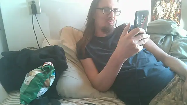 Snapshot of dandonn chatting on April 2, 3:09 pm dandonn online show from April 2, 3:09 pm