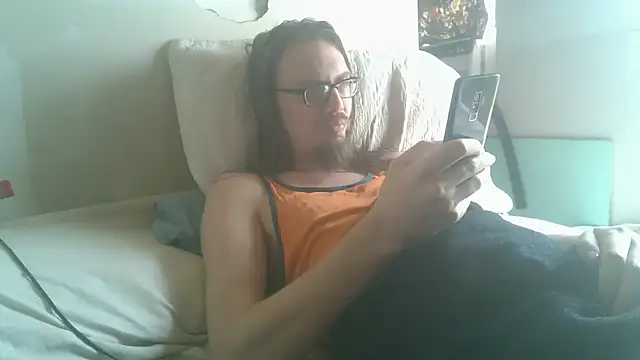 Snapshot of dandonn chatting on June 27, 3:06 pm dandonn online show from June 27, 3:06 pm