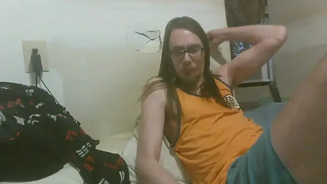Snapshot of dandonn chatting on June 30, 11:17 pm dandonn online show from June 30, 11:17 pm