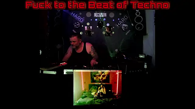 Wir2002Paar online show from May 24, 9:36 am
