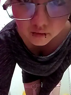 Snapshot of Ftm_Bunny chatting on September 13, 8:25 am Ftm Bunny online show from September 13, 8:25 am