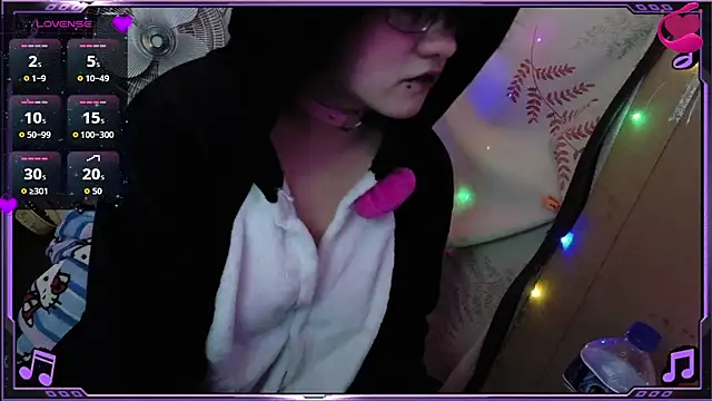 Snapshot of Ftm_Bunny chatting on May 24, 12:32 pm Ftm Bunny online show from May 24, 12:32 pm