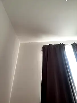 michael877675 online show from December 18, 11:11 pm