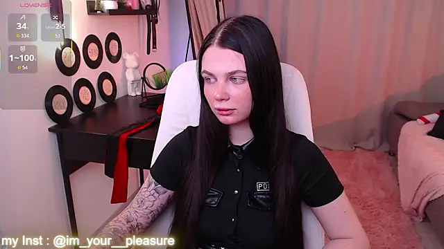 Michela Fruet online show from December 19, 1:01 am