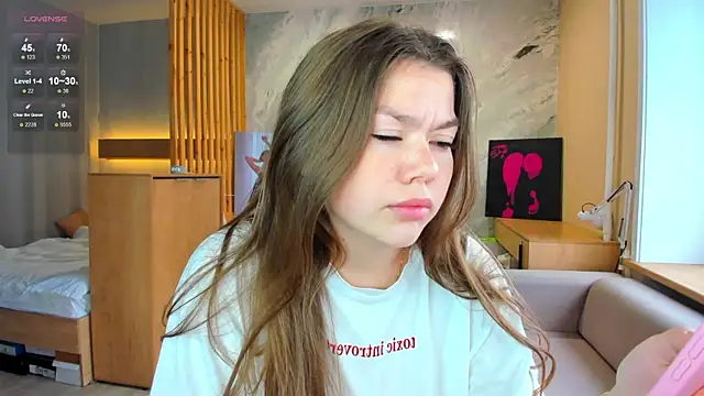 Snapshot of miss_bubbles_ chatting on September 13, 12:54 am miss bubbles online show from September 13, 12:54 am