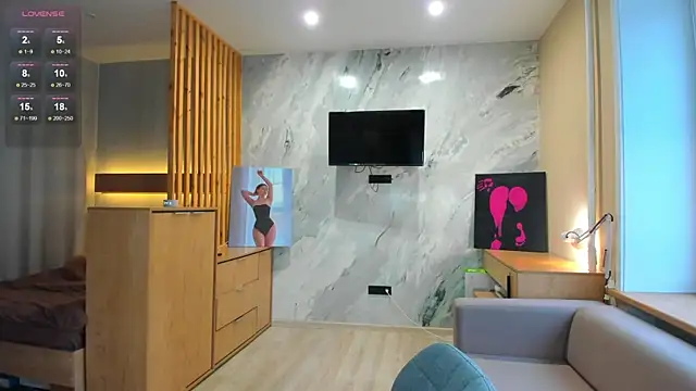 Snapshot of miss_bubbles_ chatting on September 23, 12:46 am miss bubbles online show from September 23, 12:46 am