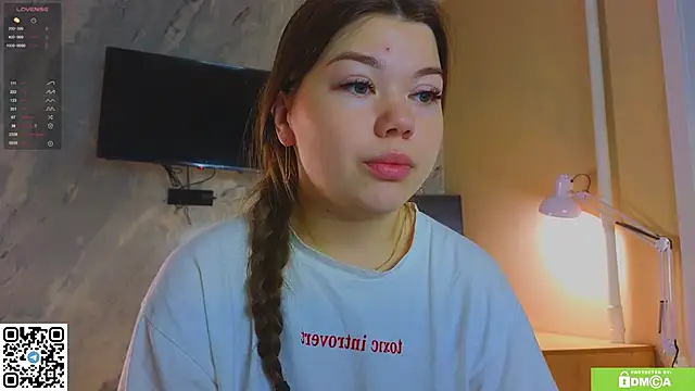 Snapshot of miss_bubbles_ chatting on January 13, 8:58 pm miss bubbles online show from January 13, 8:58 pm