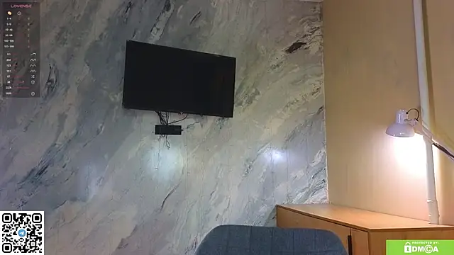 Snapshot of miss_bubbles_ chatting on February 14, 12:29 am miss bubbles online show from February 14, 12:29 am