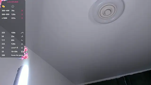 OdelynaFrake online show from December 5, 8:45 am