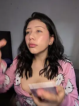 snow doll online show from March 9, 7:40 pm