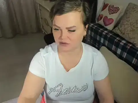 MildMature online show from December 29, 9:30 pm