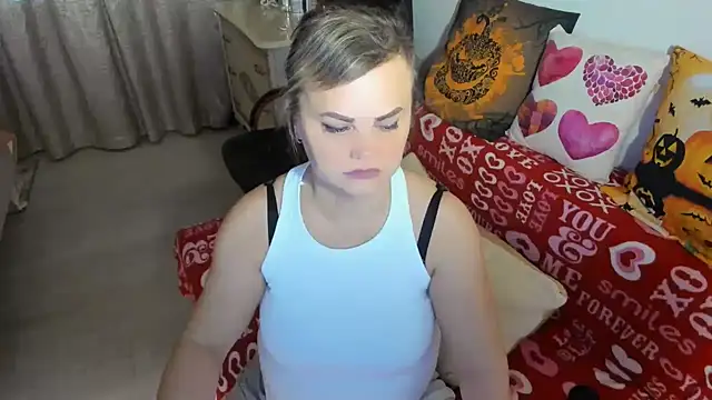 MildMature online show from November 21, 5:44 pm