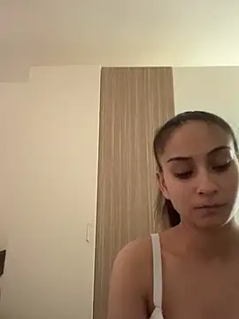 Snapshot of FemmeAffair chatting on February 3, 2:55 pm FemmeAffair online show from February 3, 2:55 pm