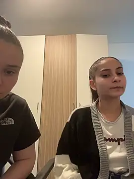 Snapshot of FemmeAffair chatting on February 15, 2:25 pm FemmeAffair online show from February 15, 2:25 pm