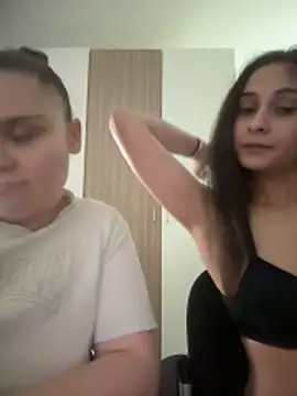 Snapshot of FemmeAffair chatting on February 20, 7:47 pm FemmeAffair online show from February 20, 7:47 pm