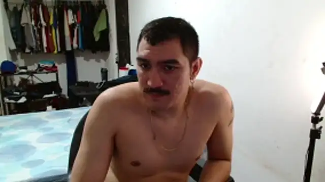 Leonino231 online show from April 18, 10:32 pm