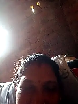 Snapshot of Savita992 chatting on September 18, 6:26 am Savita992 online show from September 18, 6:26 am