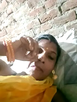 Snapshot of Savita992 chatting on September 20, 4:52 pm Savita992 online show from September 20, 4:52 pm