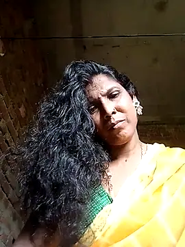 Snapshot of Savita992 chatting on September 25, 7:01 am Savita992 online show from September 25, 7:01 am