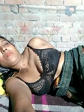 Snapshot of Savita992 chatting on October 4, 11:47 pm Savita992 online show from October 4, 11:47 pm