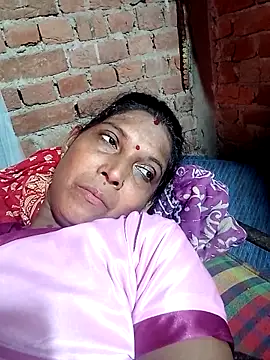 Snapshot of Savita992 chatting on October 8, 4:32 am Savita992 online show from October 8, 4:32 am