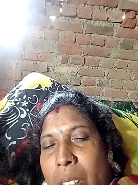 Snapshot of Savita992 chatting on October 11, 10:03 am Savita992 online show from October 11, 10:03 am