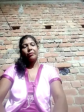 Snapshot of Savita992 chatting on October 19, 3:01 pm Savita992 online show from October 19, 3:01 pm