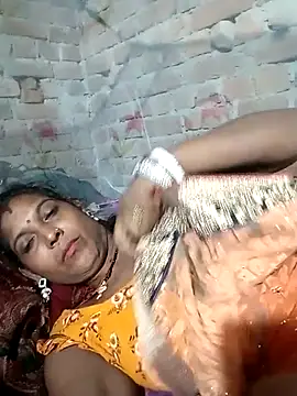 Snapshot of Savita992 chatting on October 20, 5:02 pm Savita992 online show from October 20, 5:02 pm