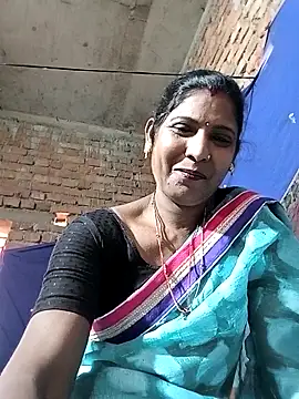 Savita992 online show from February 1, 7:18 am