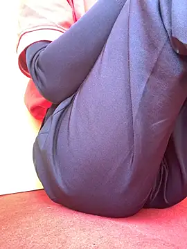 Linhtruong  online show from February 6, 4:28 am