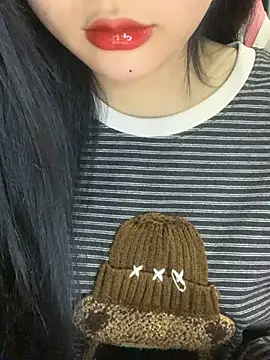 Linhtruong  online show from February 11, 4:28 am