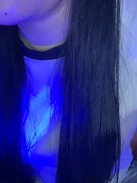 Linhtruong  online show from May 12, 4:09 am