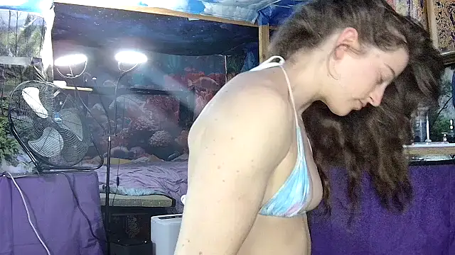 aquafoxy online show from March 9, 5:33 am