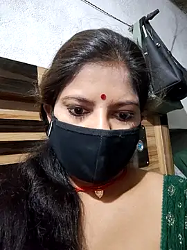 Snapshot of Daisygirl9 chatting on June 7, 10:35 pm Daisygirl9 online show from June 7, 10:35 pm
