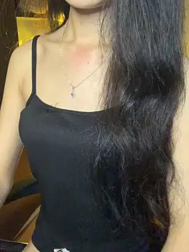 Snapshot of Nhinhi18 chatting on July 25, 2:03 pm Nhinhi18 online show from July 25, 2:03 pm