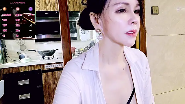 xinxinbabe online show from December 22, 7:05 am