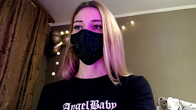 Iris lave online show from November 28, 7:16 pm