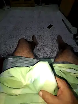 hackyourpussyxh online show from September 29, 4:45 pm