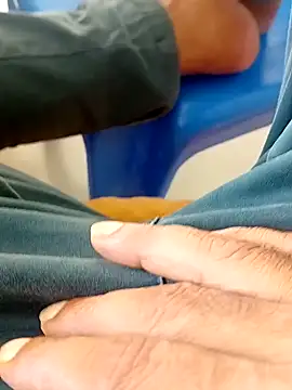 hackyourpussyxh online show from November 5, 9:20 am