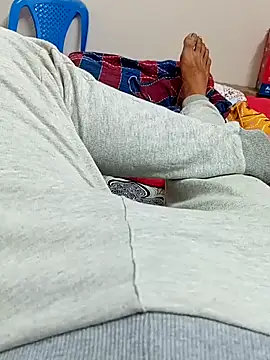 hackyourpussyxh online show from November 13, 12:31 am