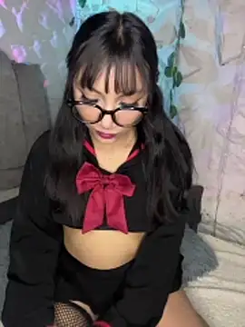 Maddy w online show from July 19, 1:53 am